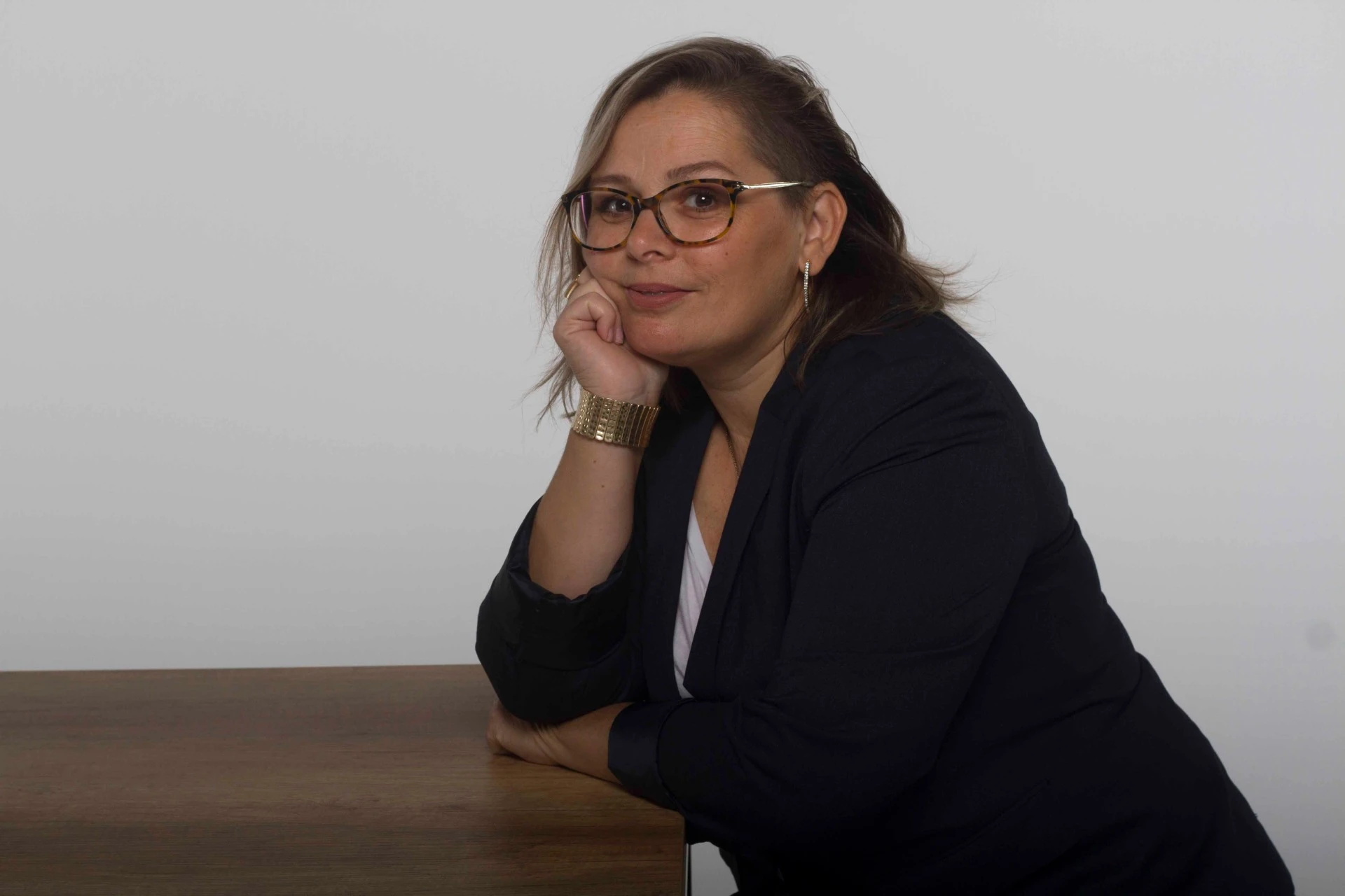 Szujó Bernadett portré